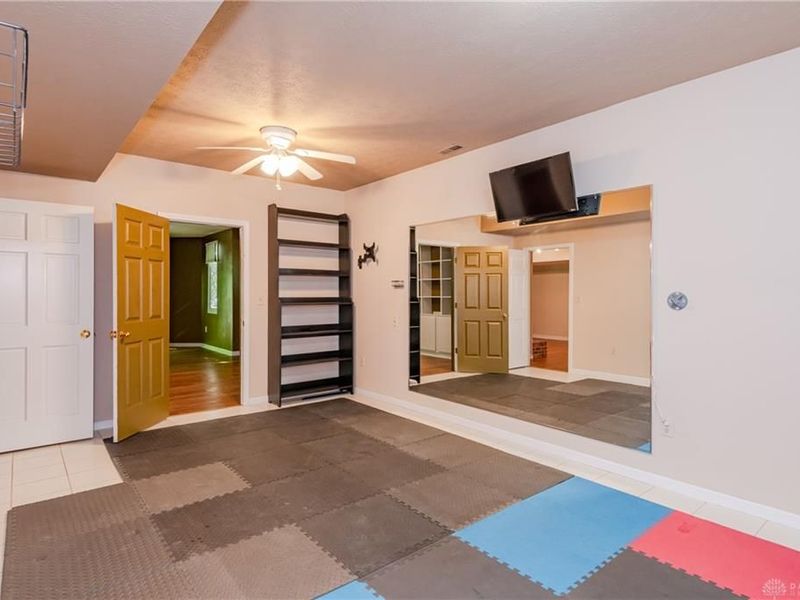 1910 Rustling Oak Court, Washington Township, OH 45459 Photo 54