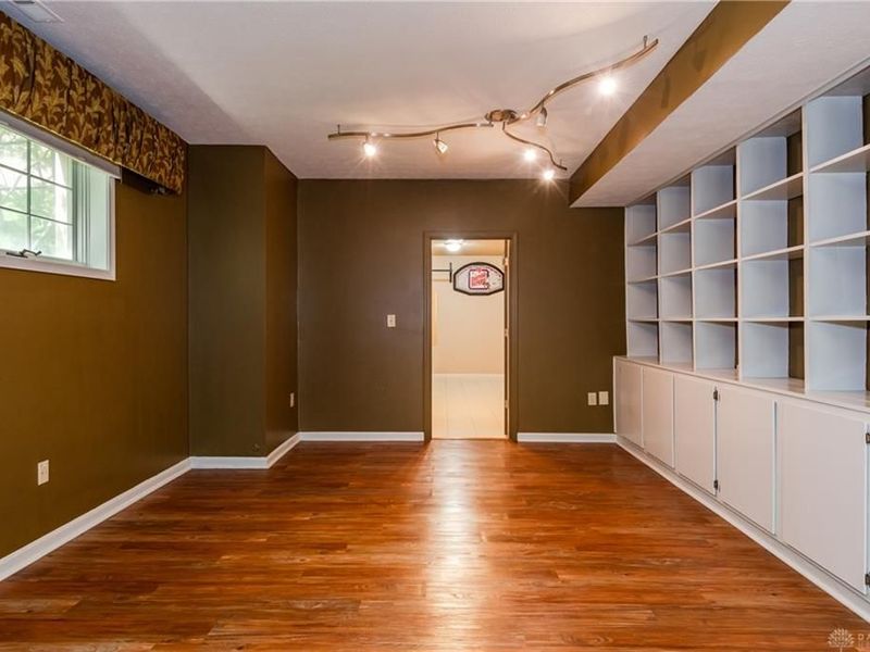 1910 Rustling Oak Court, Washington Township, OH 45459 Photo 59