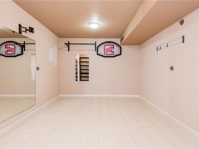 1910 Rustling Oak Court, Washington Township, OH 45459 Photo 61