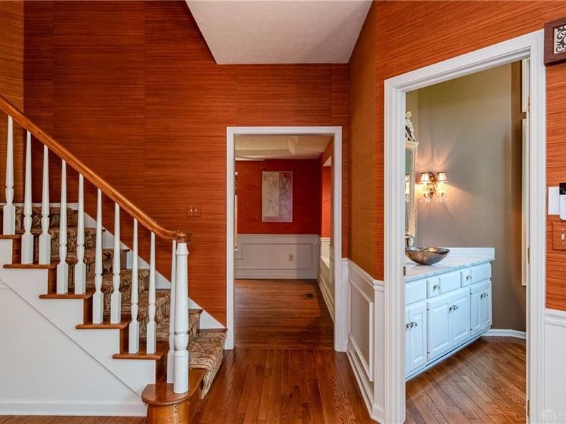 1910 Rustling Oak Court, Washington Township, OH 45459 Photo 9