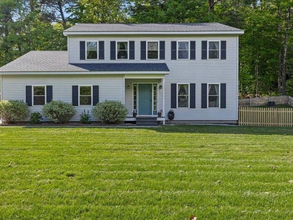4 Greenbriar Drive, Essex, VT 05452