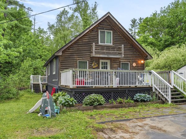 20 Sunrise Place, Hillsborough, NH 03244