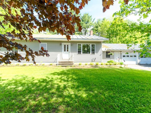 41 Mountain View Road , Kingfield, ME 04947