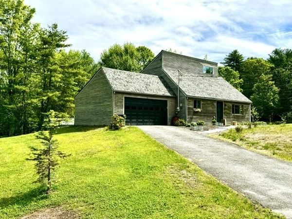 22 Union Street , Skowhegan, ME 04976