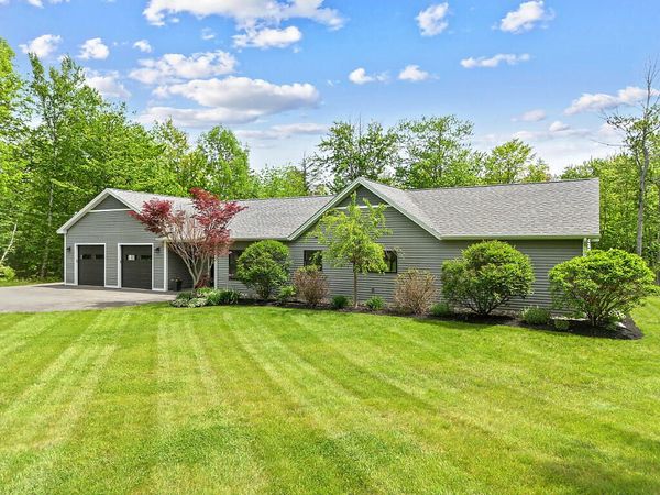 749 West Road , Belgrade, ME 04917