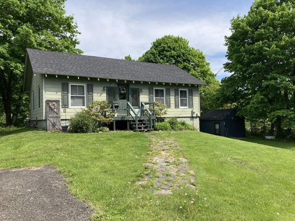 29 Prescott Street , Rockland, ME 04841