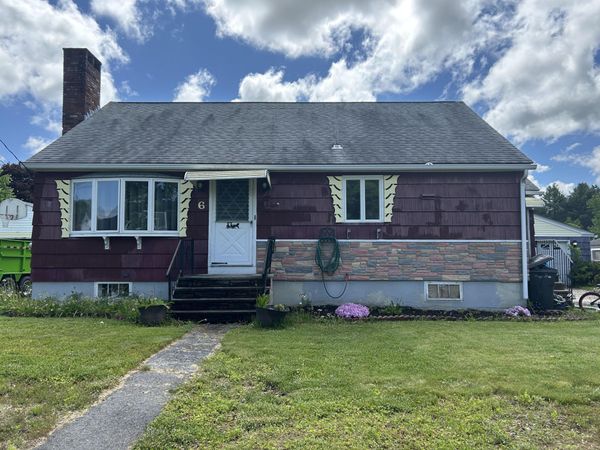 6 Holy Family Street , Lewiston, ME 04240