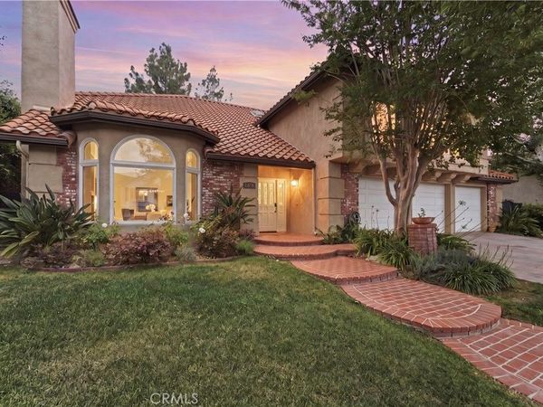 5620 Middle Crest, Agoura Hills, CA 91301