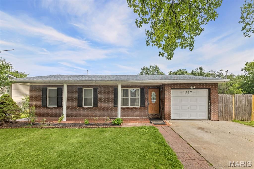 1517 Doris Avenue , Cahokia, IL 62206 Main Photo