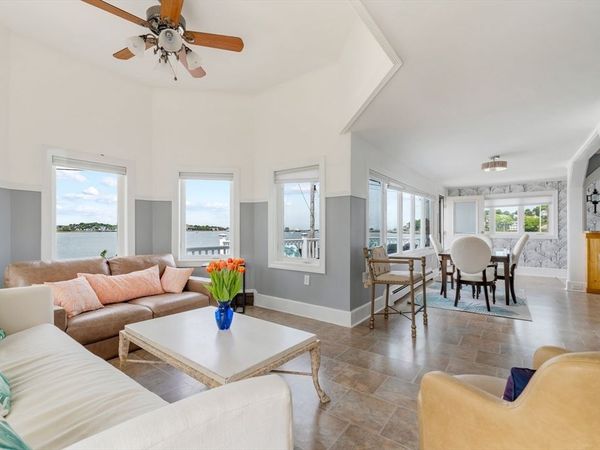 158 Cadish Ave, Hull, MA 02045