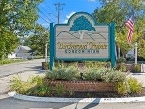 21 Clarks Rd, Unit 204, Amesbury, MA 01913