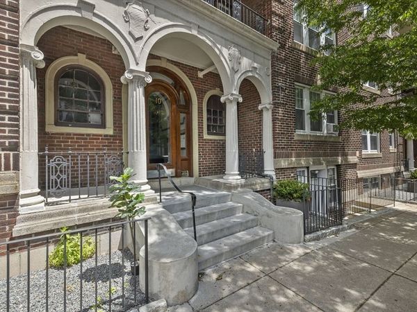 10 Melvin Ave, Unit 7, Boston, MA 02135
