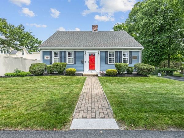 751 Washington St, Whitman, MA 02382