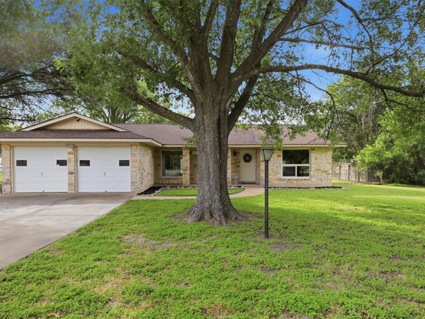 15109 Spring Hill LN , Pflugerville, TX 78660