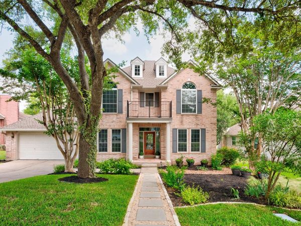 2400 Dunes DR, Pflugerville, TX 78660