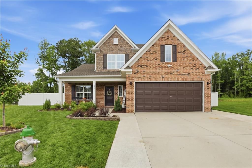 222 Moravian Court, Advance, NC 27006 Main Photo