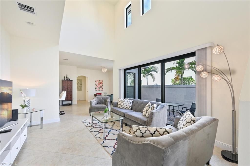1326 Kendari Ter, Naples, FL 34113 Photo