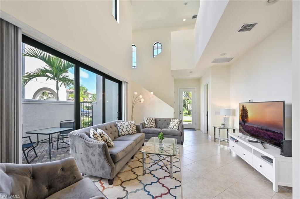 1326 Kendari Ter, Naples, FL 34113 Photo