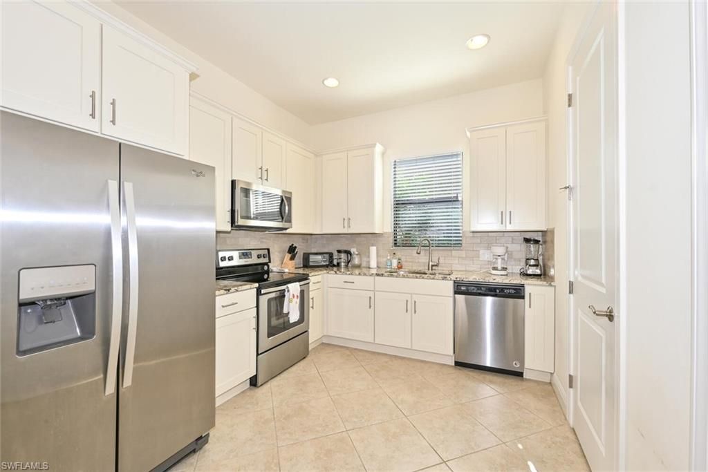 1326 Kendari Ter, Naples, FL 34113 Photo