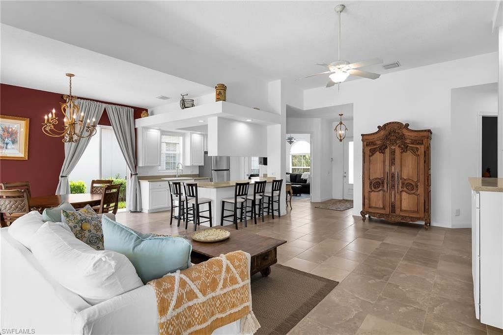 7935 Valentina Ct, Naples, FL 34114 Photo