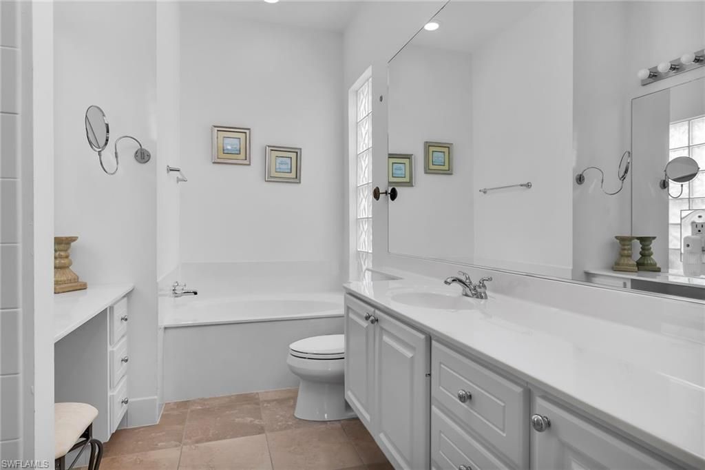 7935 Valentina Ct, Naples, FL 34114 Photo