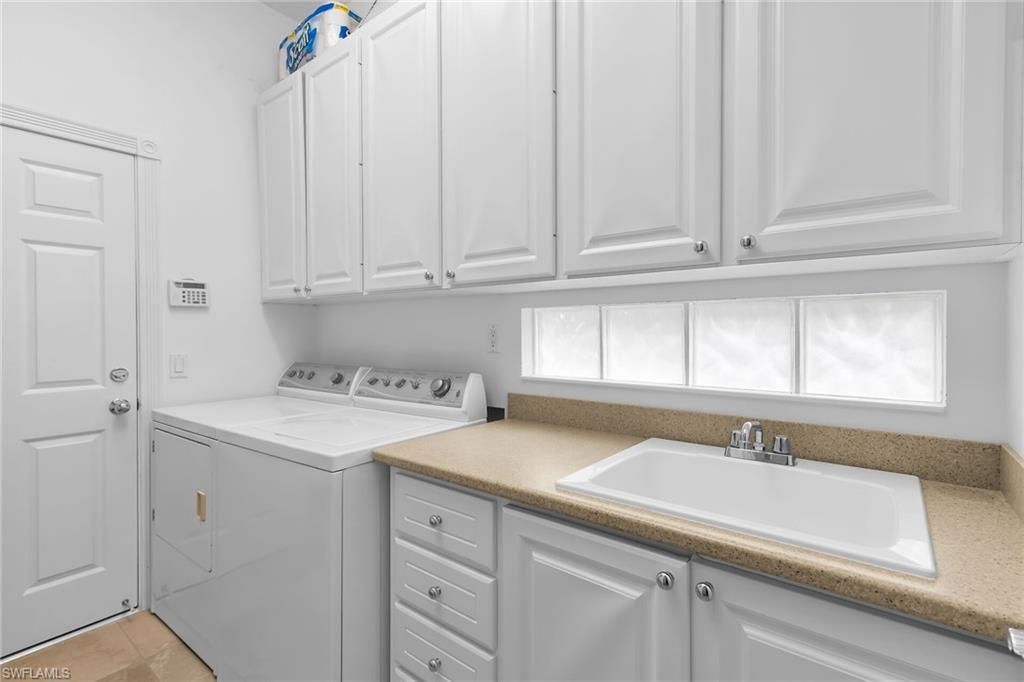 7935 Valentina Ct, Naples, FL 34114 Photo