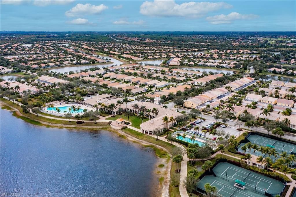 7935 Valentina Ct, Naples, FL 34114 Photo