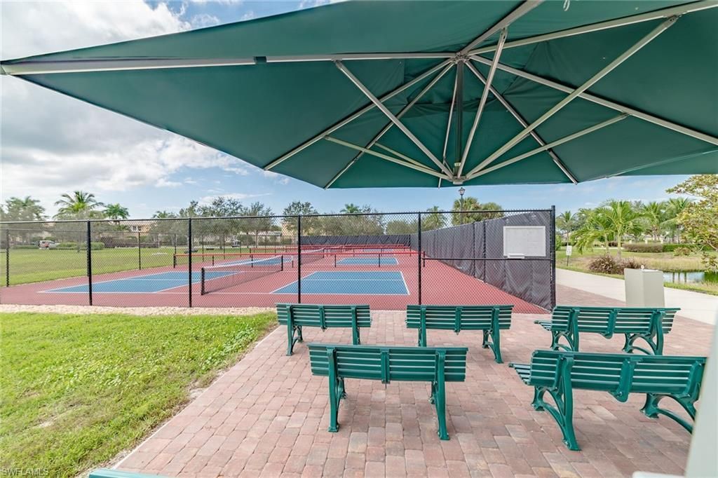 7935 Valentina Ct, Naples, FL 34114 Photo