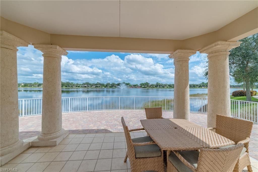 7935 Valentina Ct, Naples, FL 34114 Photo