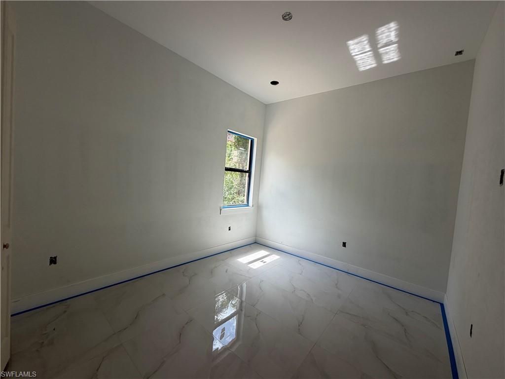 208 45th Ave Ne, Naples, FL 34120 Photo