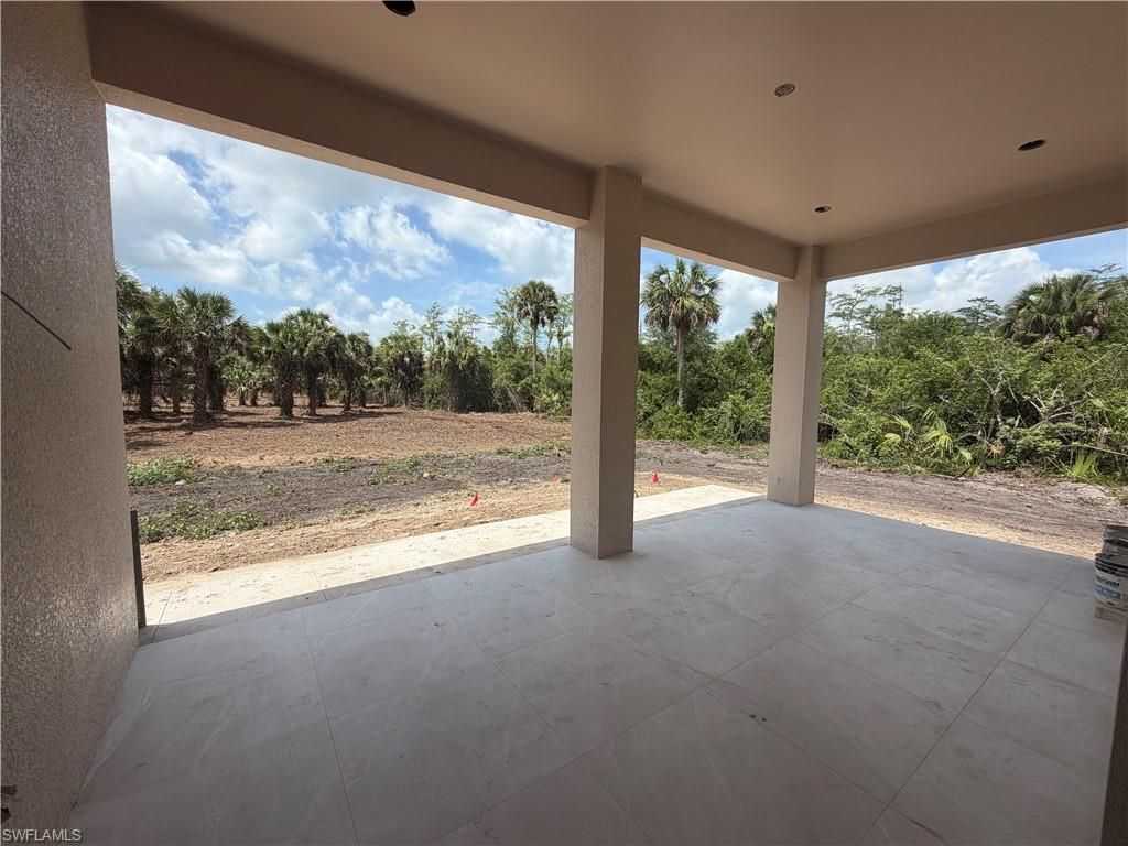 208 45th Ave Ne, Naples, FL 34120 Photo