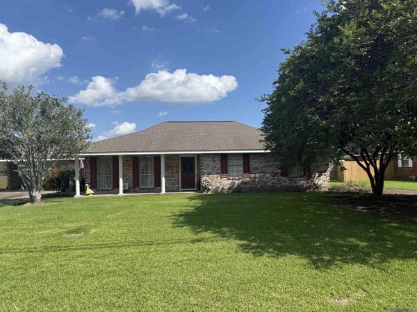 59005 Obier St, Plaquemine, LA 70764