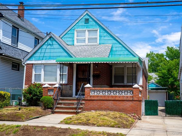 217-35 110 Avenue , Queens Village, NY 10429