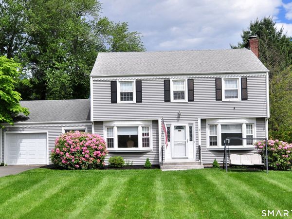 16 Miamis, West Hartford, CT 06117