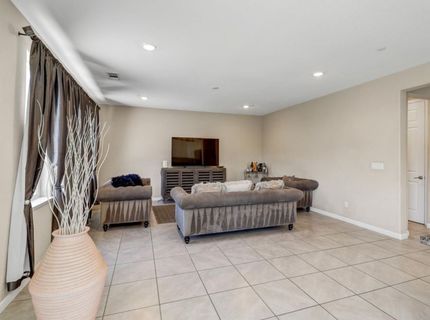 9894 Sintra Way, Elk Grove, CA 95757 Photo