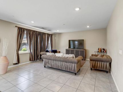 9894 Sintra Way, Elk Grove, CA 95757 Photo