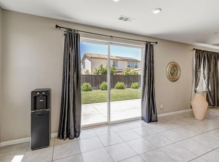 9894 Sintra Way, Elk Grove, CA 95757 Photo