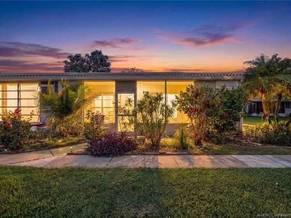 2227 SE Letha Court , Stuart, FL 34994