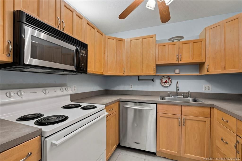 2227 SE Letha Court, Stuart, FL 34994 Photo