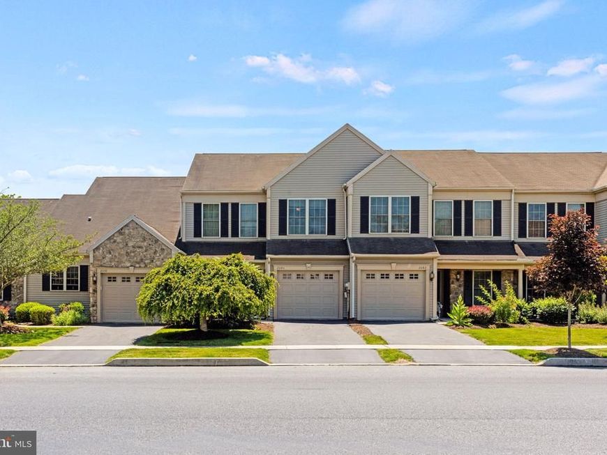 2080 Deer Run Drive, Hummelstown, PA 17036 Main Photo