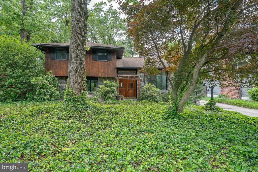 1917 Chapel Avenue W , Cherry Hill, NJ 08002 Main Photo