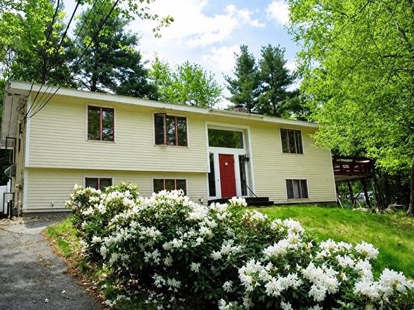 7 Frothingham Rd, Burlington, MA 01803