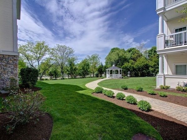 1104 Davenport Ave, Unit 1104, Canton, MA 02021
