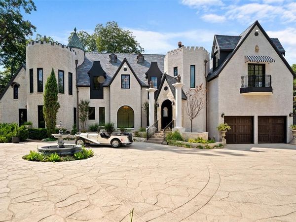 6941 Gaston Avenue , Dallas, TX 75214