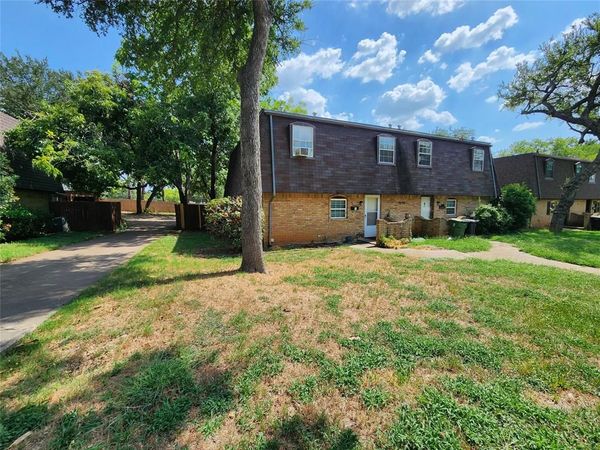 7604 Bridges Avenue, Unit B, Richland Hills, TX 76118