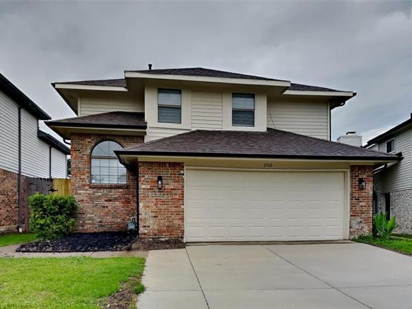 2102 Holly Hill Lane, Carrollton, TX 75007