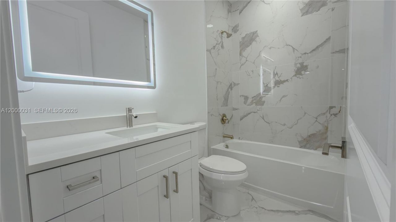 3749 Kilarney St , Fort Myers, FL 33905 Photo