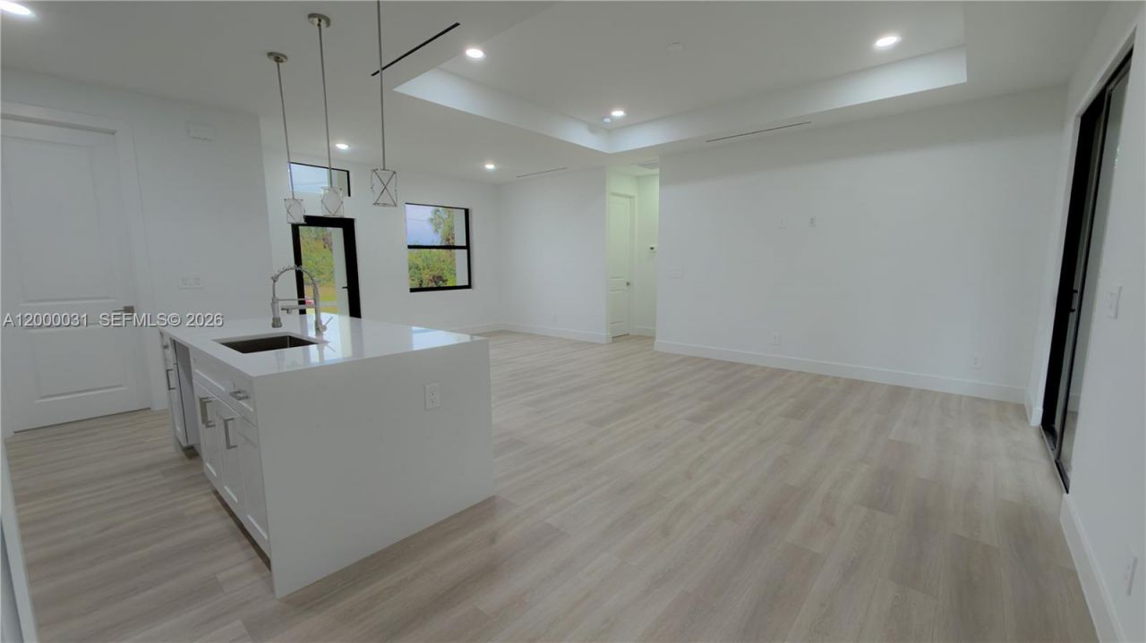 3749 Kilarney St , Fort Myers, FL 33905 Photo