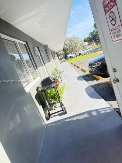 920 SE 2nd Ave , Unit 7, Hallandale Beach, FL 33009 Photo