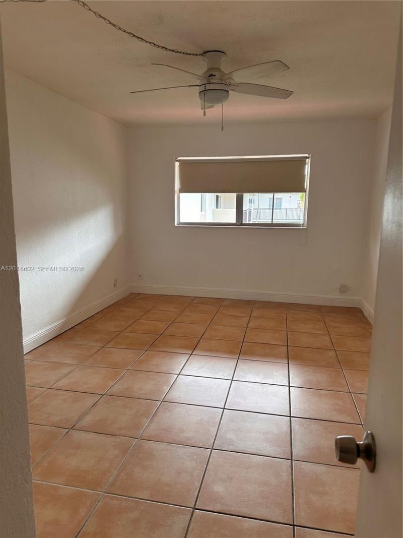 6713 N Kendall Dr , Unit 611, Pinecrest, FL 33156 Photo